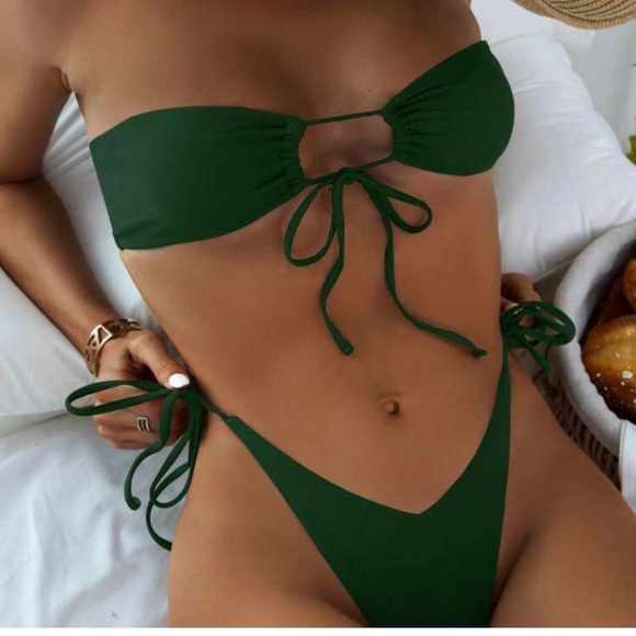 Shein bikini - Picture 1 of 3